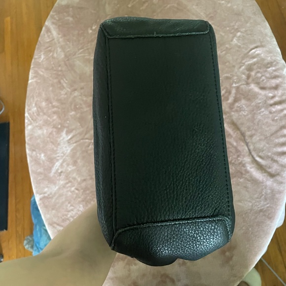 Danier Black Leather Purse - Shoulder Bag - Picture 10 of 10